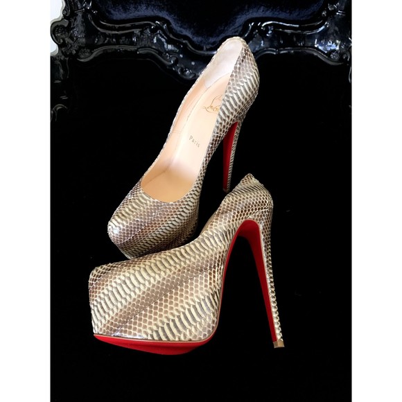 Christian Louboutin Daffoldile size 40 US 10 Python Platform Pumps Beige Ivory - Picture 12 of 12